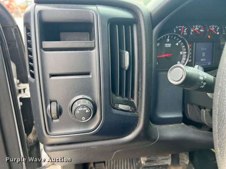 image for item DO3866 2016 Chevrolet Silverado 1500  pickup truck