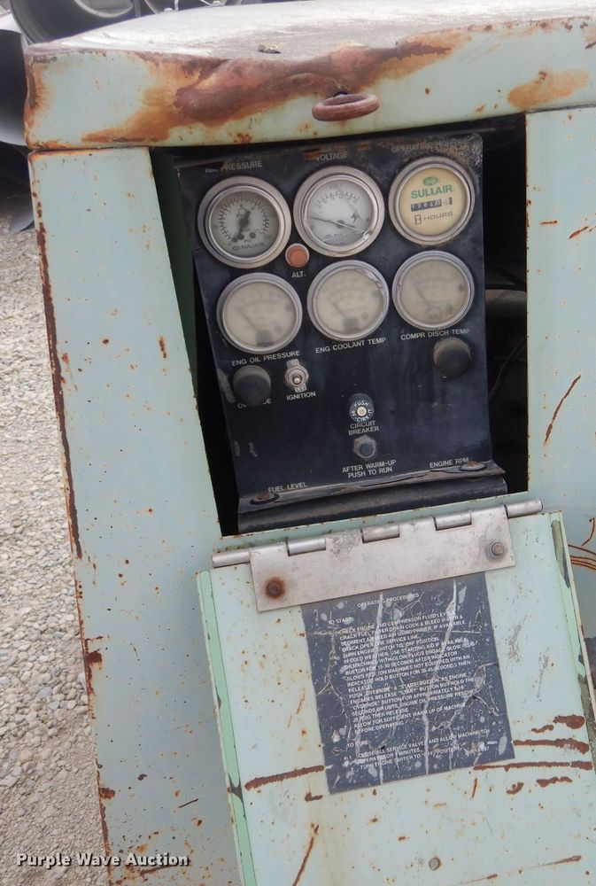 image for item DO3870 1994 Sullair 185DPQJD  air compressor