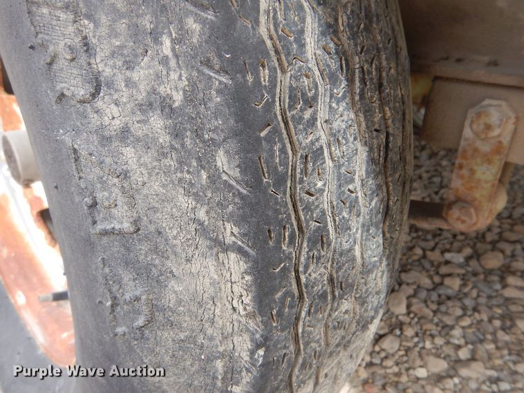 image for item DO3870 1994 Sullair 185DPQJD  air compressor