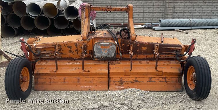 image for item DO3872 Howard Rotovator M100  rototiller