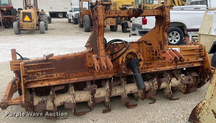 image for item DO3872 Howard Rotovator M100  rototiller