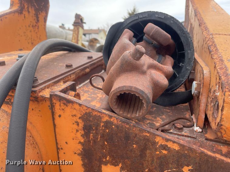 image for item DO3872 Howard Rotovator M100  rototiller