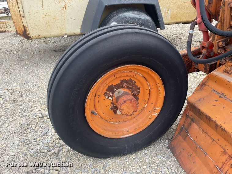 image for item DO3872 Howard Rotovator M100  rototiller