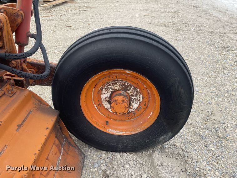 image for item DO3872 Howard Rotovator M100  rototiller