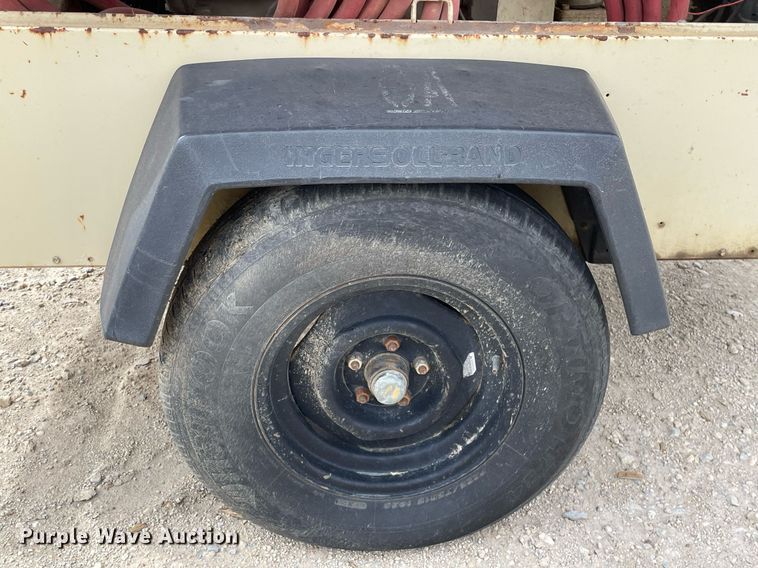 image for item DO3873 1997 Ingersoll Rand P185WJD  air compressor