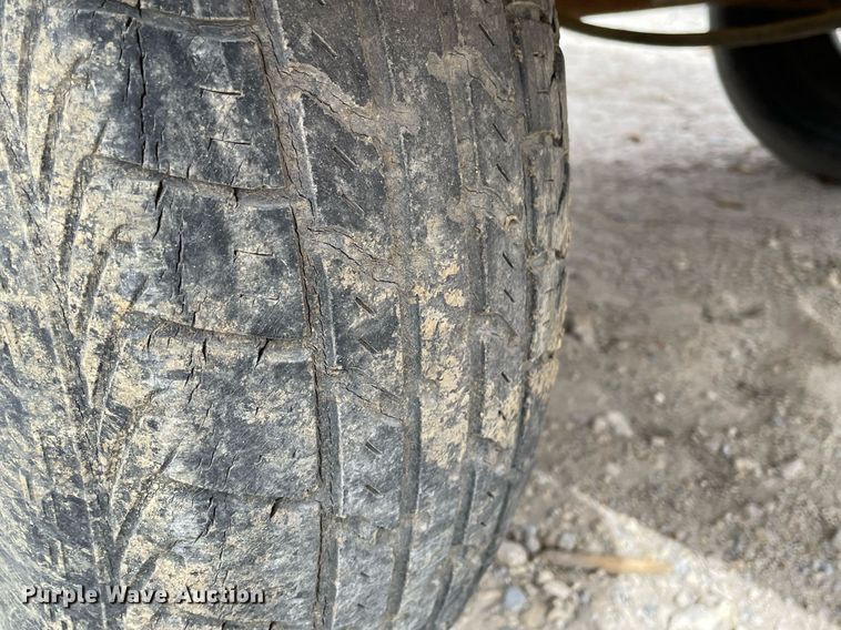 image for item DO3873 1997 Ingersoll Rand P185WJD  air compressor