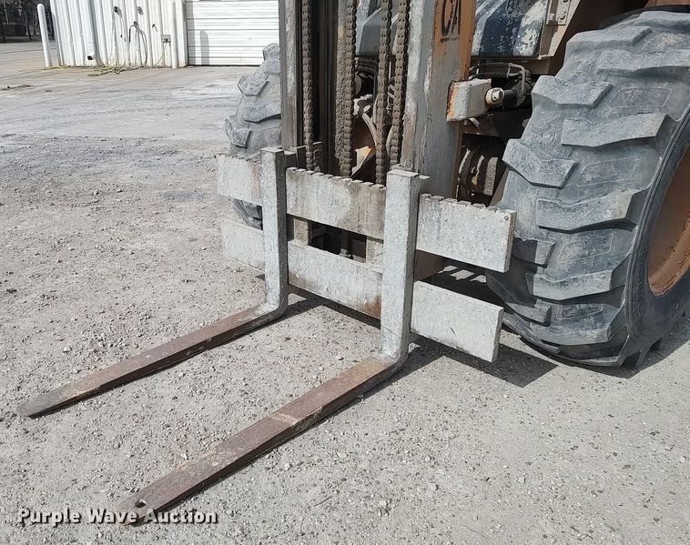 image for item DO3875 1998 Case 586E  forklift