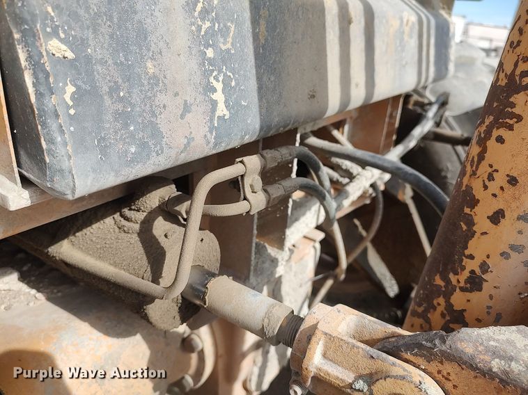 image for item DO3875 1998 Case 586E  forklift