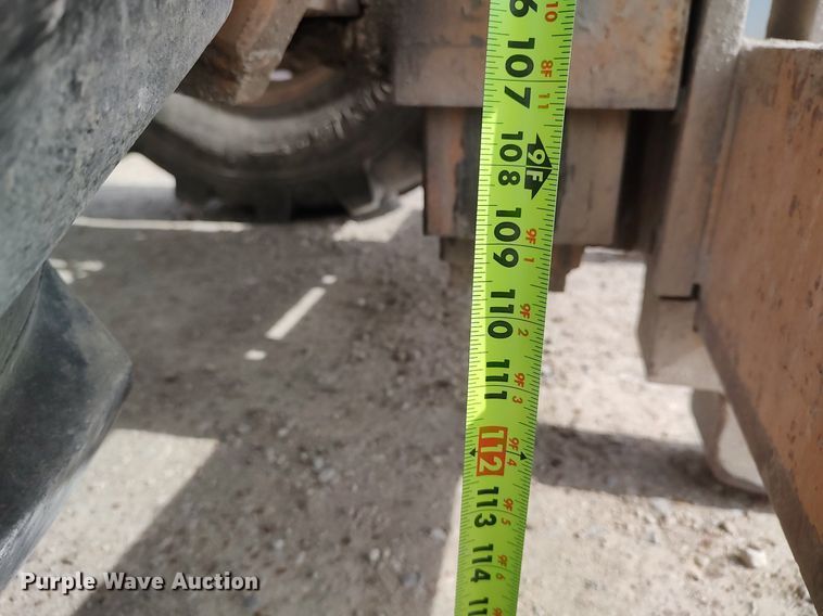 image for item DO3875 1998 Case 586E  forklift