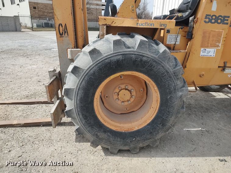 image for item DO3875 1998 Case 586E  forklift
