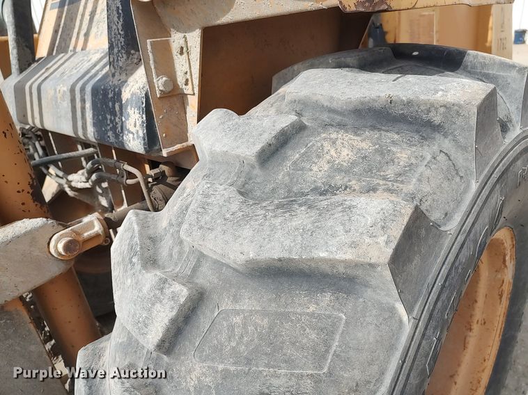 image for item DO3875 1998 Case 586E  forklift