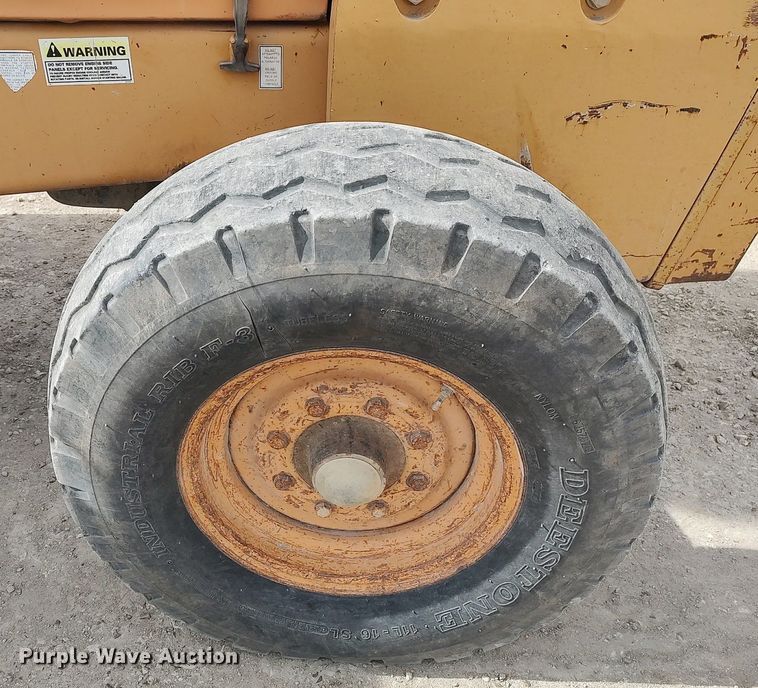 image for item DO3875 1998 Case 586E  forklift