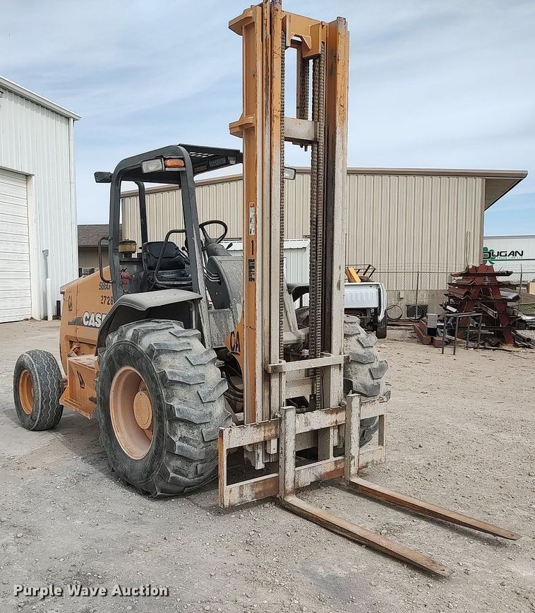 image for item DO3876 2006 Case 586G  forklift