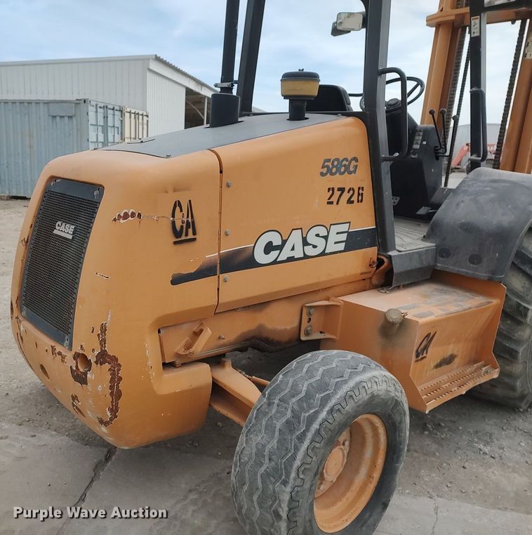 image for item DO3876 2006 Case 586G  forklift