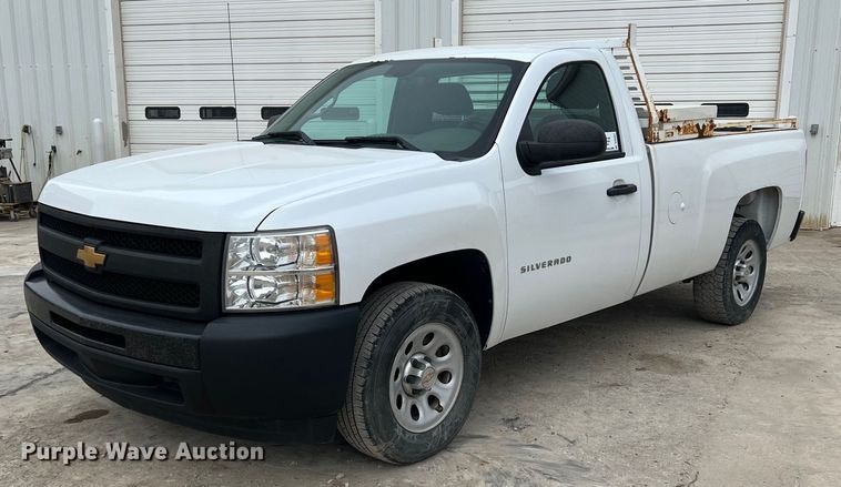 image for item DQ0407 2013 Chevrolet Silverado 1500  pickup truck