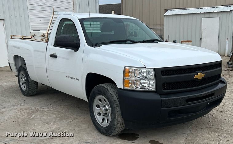 image for item DQ0407 2013 Chevrolet Silverado 1500  pickup truck