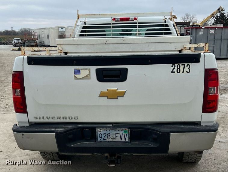 image for item DQ0407 2013 Chevrolet Silverado 1500  pickup truck