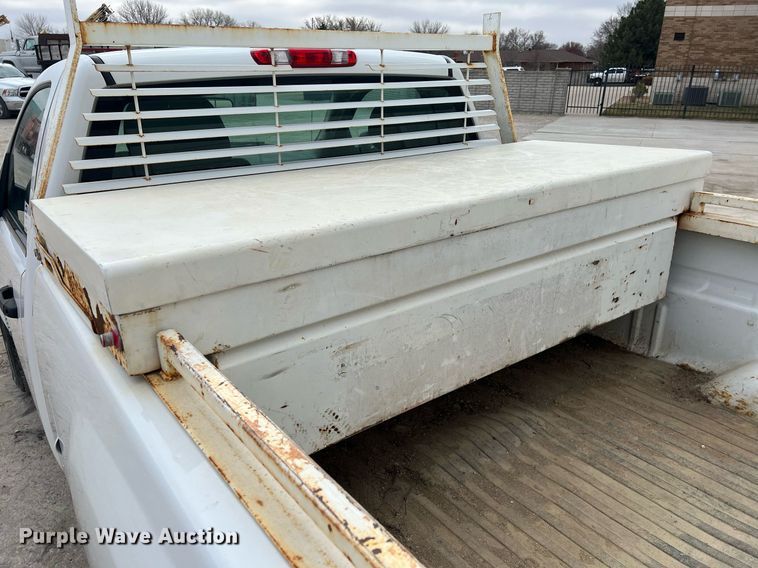 image for item DQ0407 2013 Chevrolet Silverado 1500  pickup truck