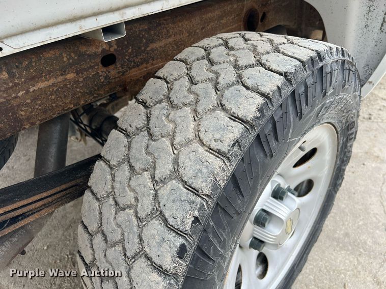 image for item DQ0407 2013 Chevrolet Silverado 1500  pickup truck