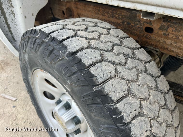 image for item DQ0407 2013 Chevrolet Silverado 1500  pickup truck