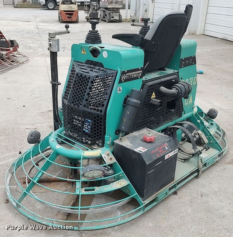 image for item DQ0408 2016 Whiteman HHX  power trowel