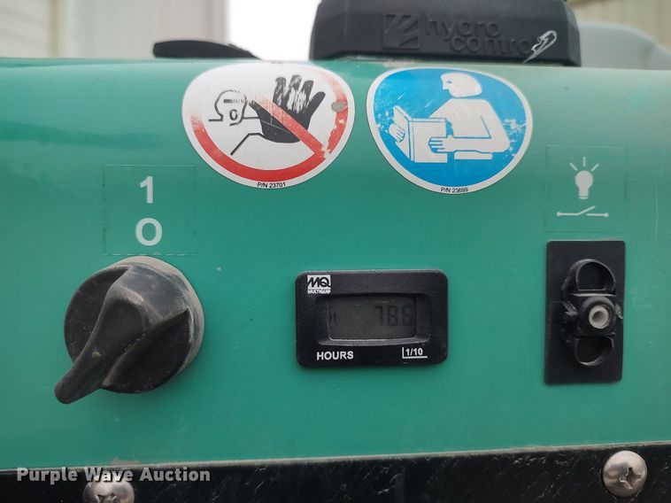 image for item DQ0408 2016 Whiteman HHX  power trowel