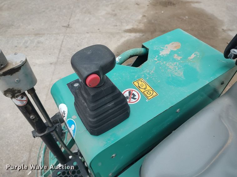 image for item DQ0408 2016 Whiteman HHX  power trowel