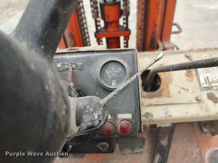 image for item DQ0411 Nissan  forklift