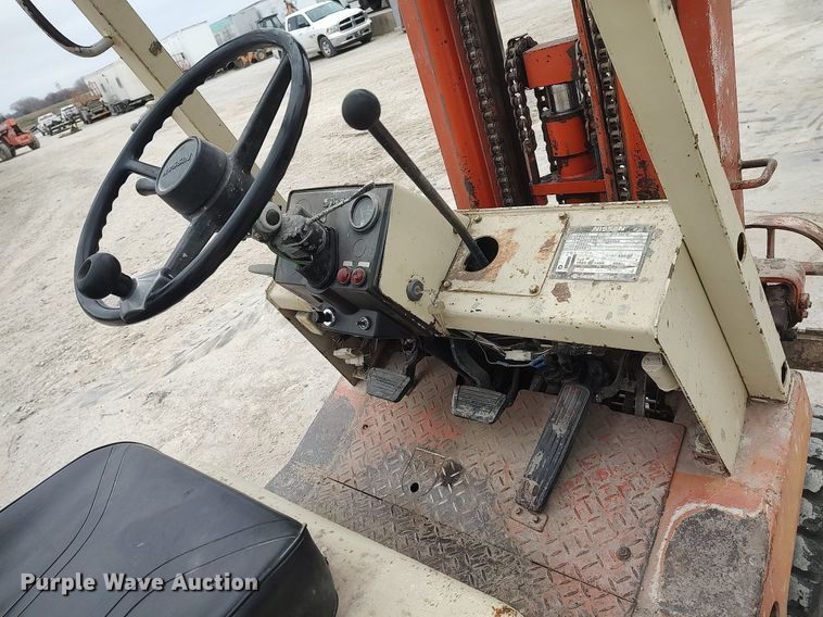 image for item DQ0411 Nissan  forklift