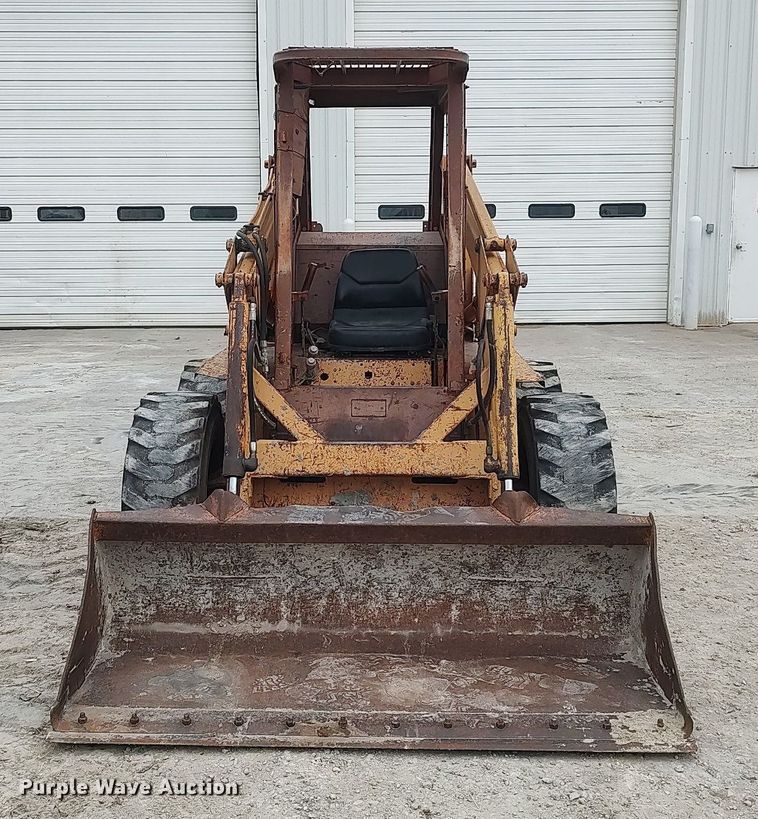 image for item DQ0412 Case 1845B  skid steer loader