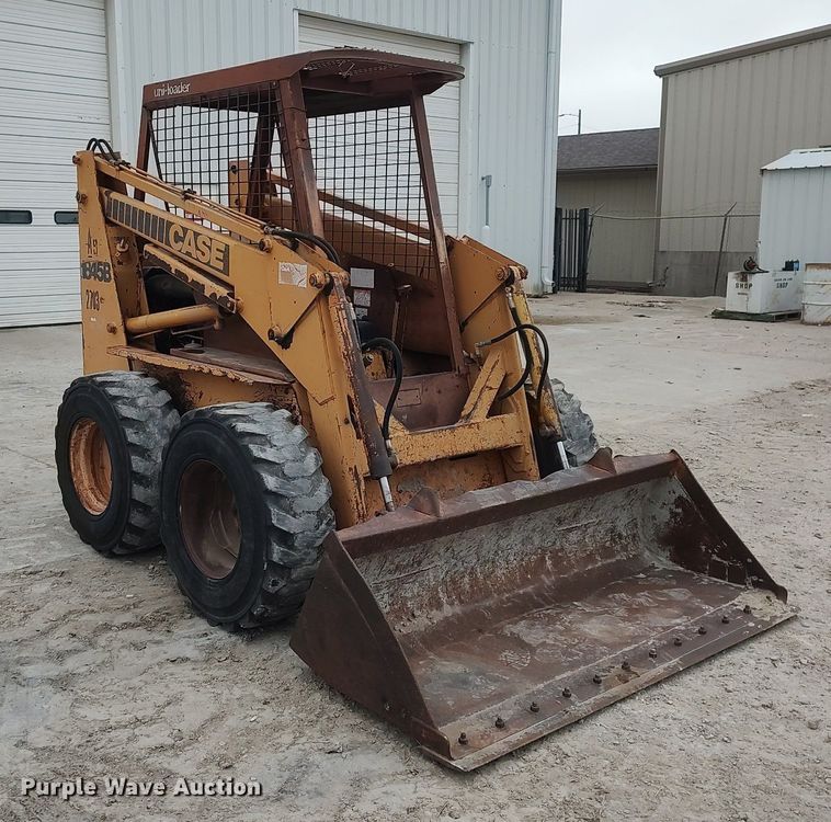 image for item DQ0412 Case 1845B  skid steer loader
