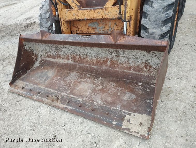 image for item DQ0412 Case 1845B  skid steer loader