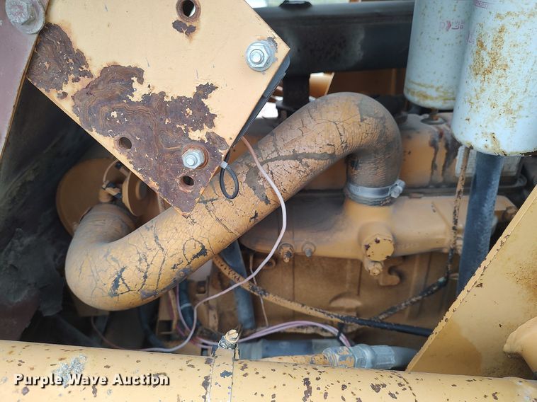 image for item DQ0412 Case 1845B  skid steer loader