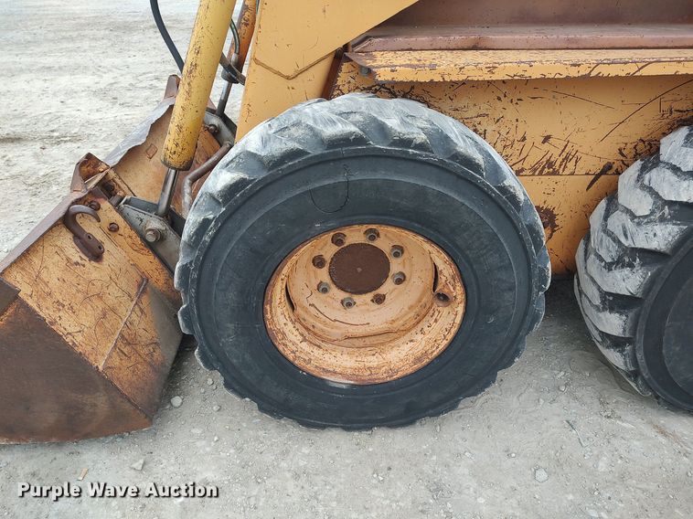 image for item DQ0412 Case 1845B  skid steer loader