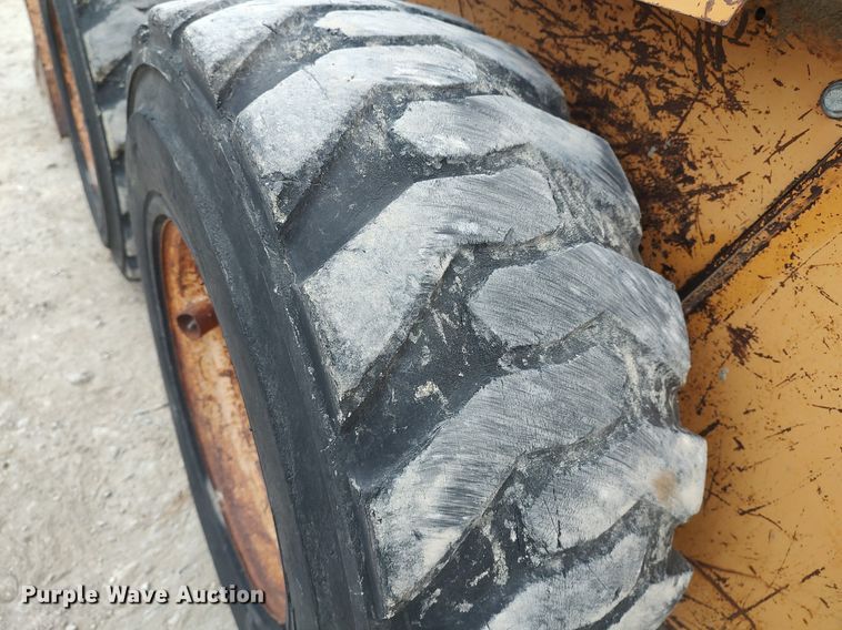 image for item DQ0412 Case 1845B  skid steer loader