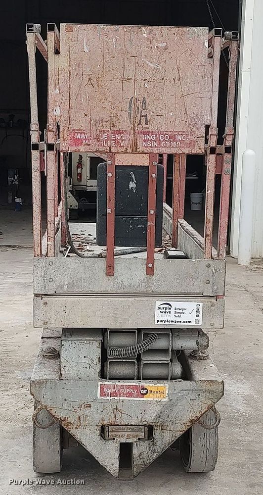 image for item DQ0413 Mec 2033  scissor lift