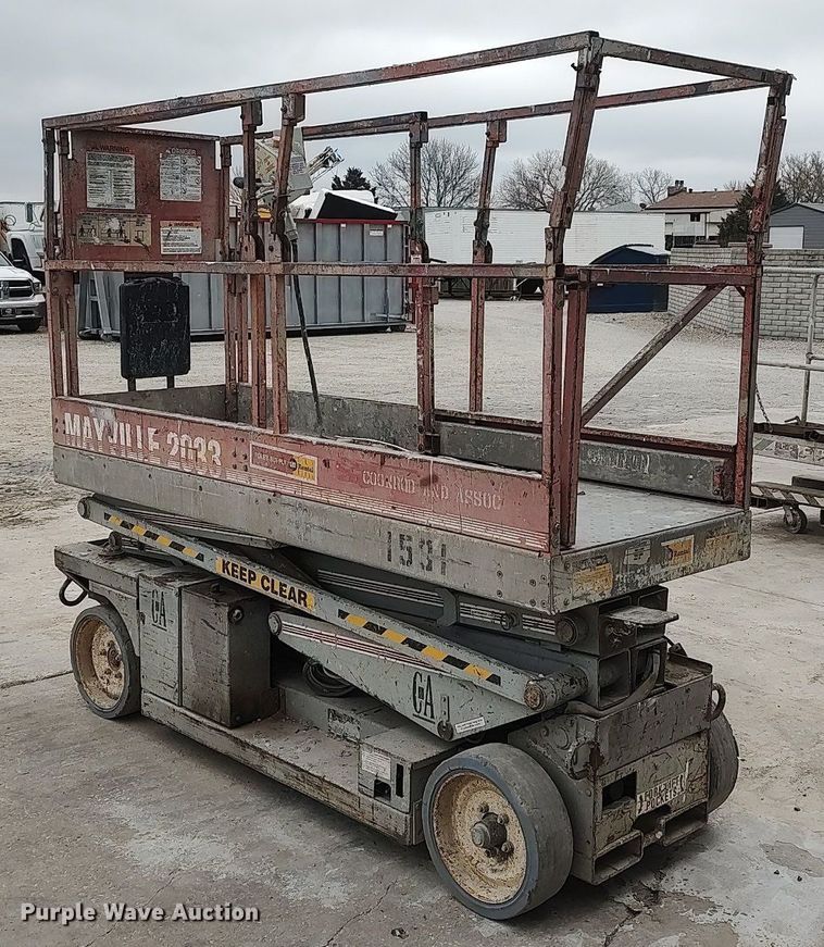 image for item DQ0413 Mec 2033  scissor lift