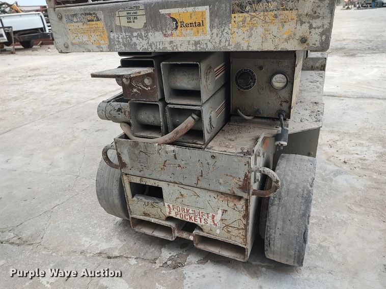 image for item DQ0413 Mec 2033  scissor lift