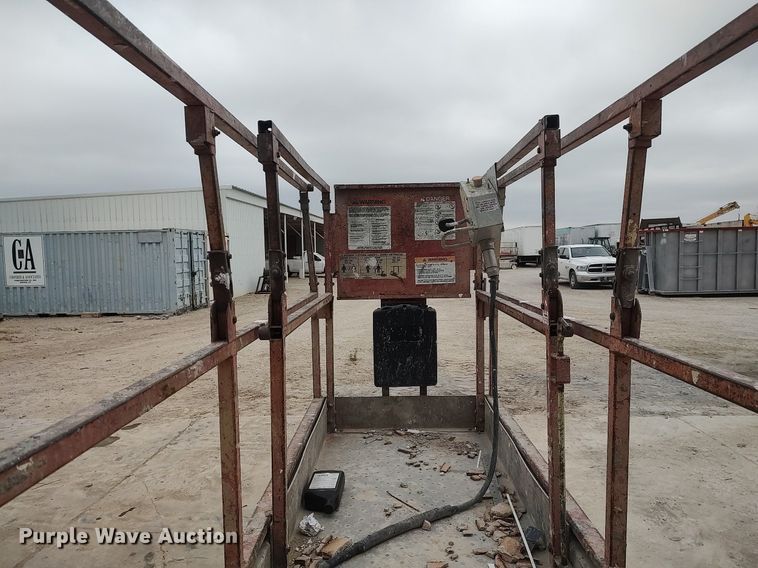 image for item DQ0413 Mec 2033  scissor lift