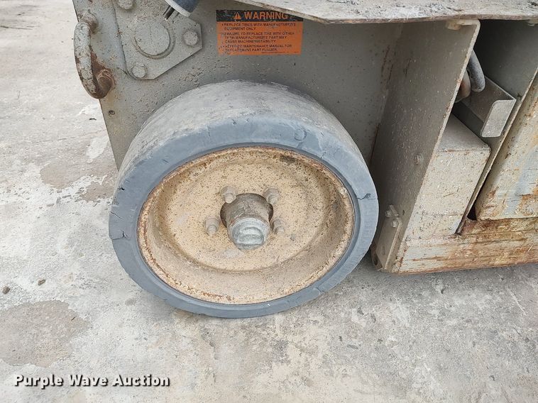 image for item DQ0413 Mec 2033  scissor lift