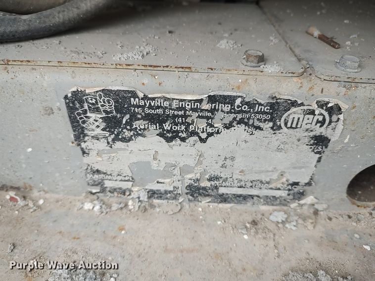 image for item DQ0413 Mec 2033  scissor lift