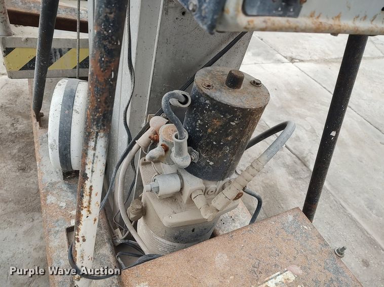 image for item DQ0414 Ecoa APLS-24-DC  vertical lift