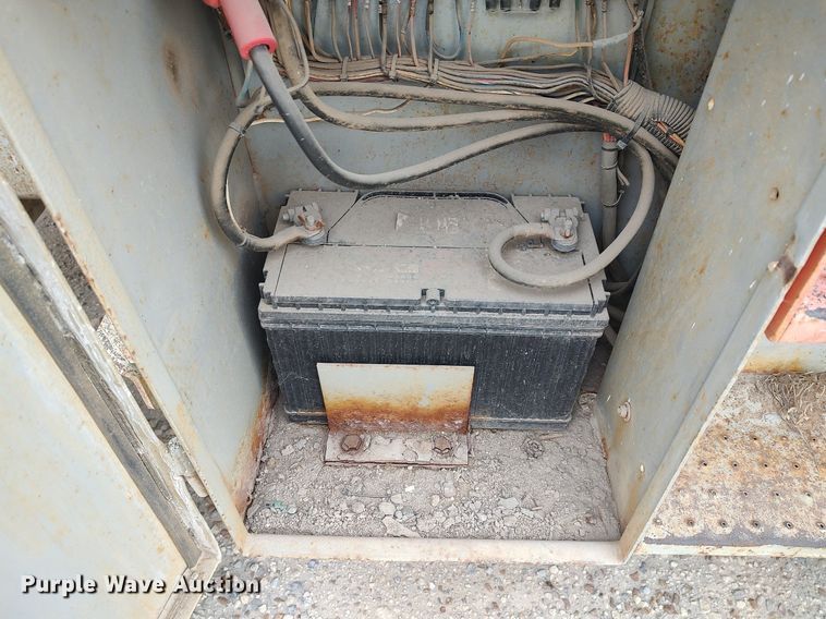 image for item DQ0415 1996 Skyjack SJ8241  scissor lift