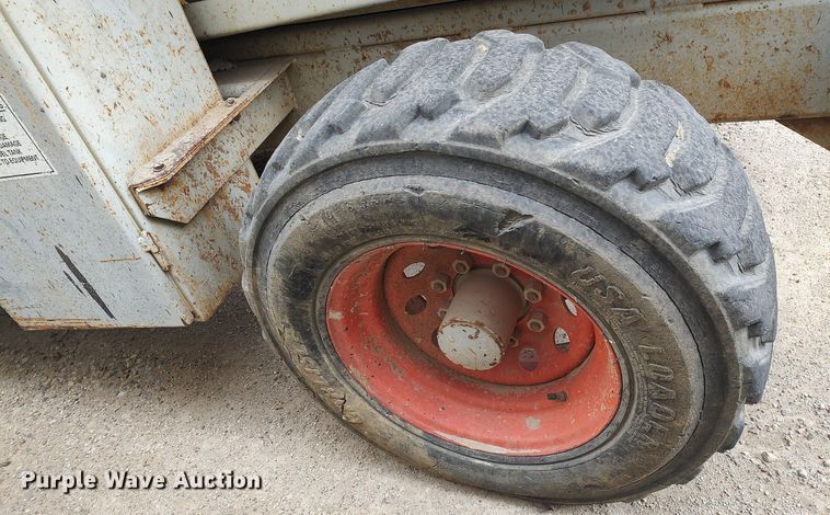 image for item DQ0415 1996 Skyjack SJ8241  scissor lift