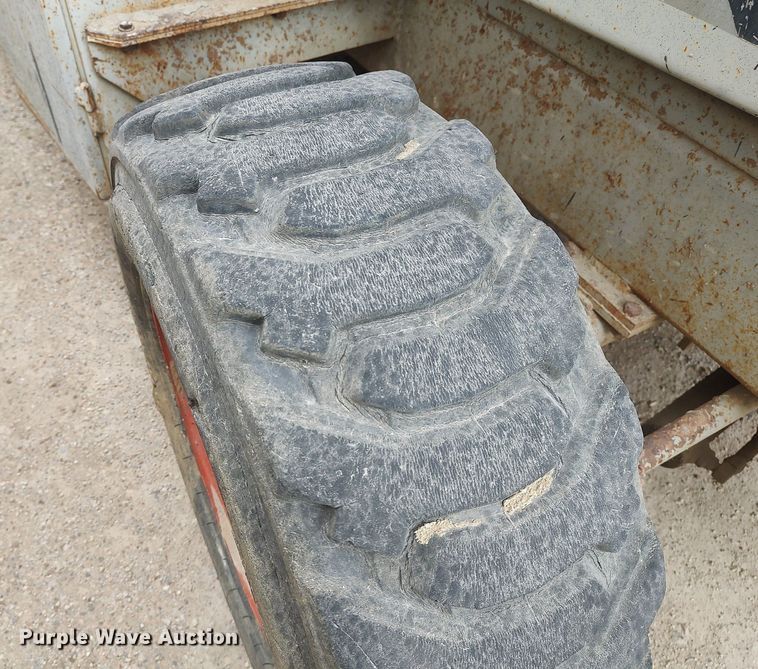 image for item DQ0415 1996 Skyjack SJ8241  scissor lift