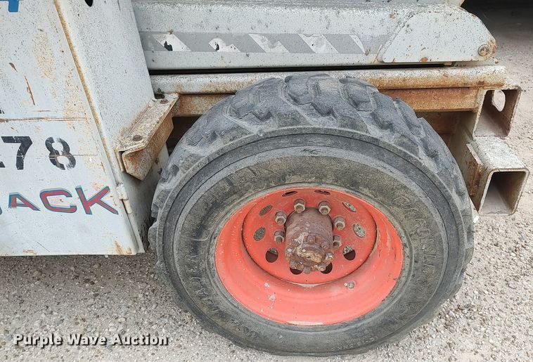 image for item DQ0415 1996 Skyjack SJ8241  scissor lift