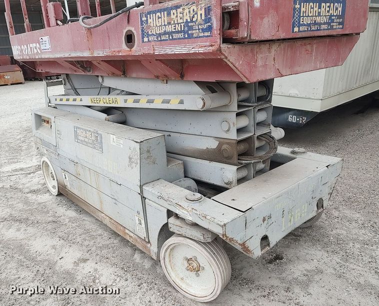 image for item DQ0416 Mec 3247ES  scissor lift