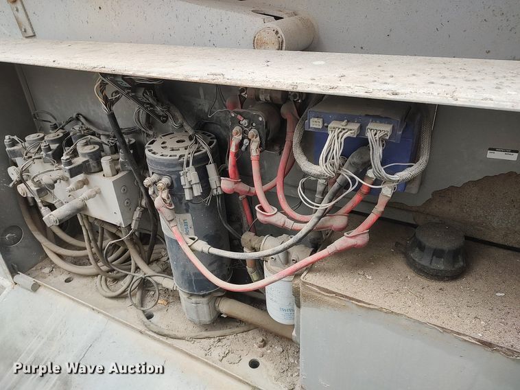 image for item DQ0416 Mec 3247ES  scissor lift