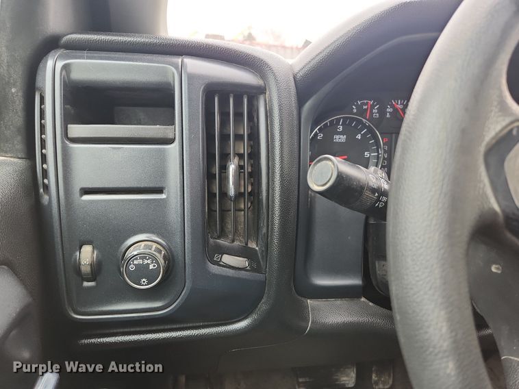 image for item DQ0417 2016 Chevrolet Silverado 1500  pickup truck