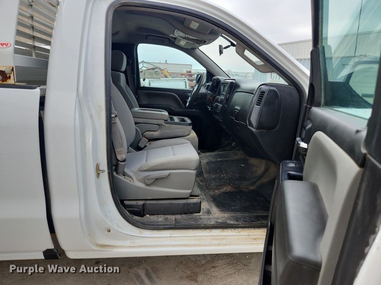 image for item DQ0417 2016 Chevrolet Silverado 1500  pickup truck